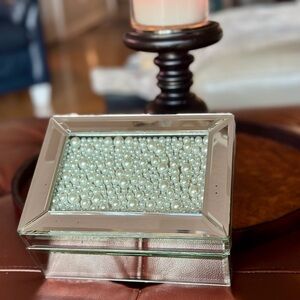 Elegant Pearl and Mirror Jewelry Box